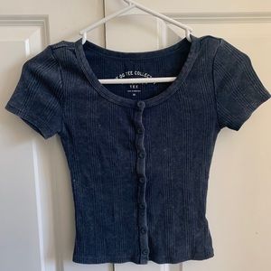 Buttoned Shrunken Tee
